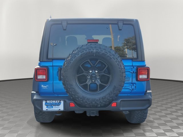Used 2024 Jeep Wrangler Willys image 3