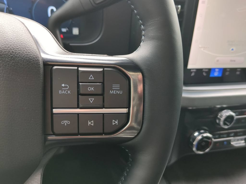 Certified 2025 Ford F250 Platinum AWD/4WD image 32