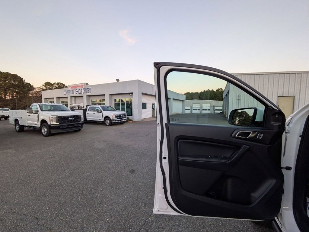 Certified 2022 Ford Ranger Lariat w/ Tremor Off-Road Package image 12
