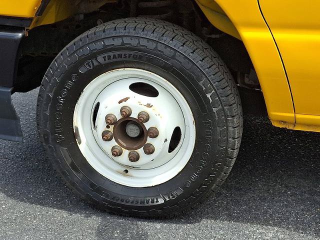 Certified 2021 Ford E-350 and Econoline 350 Super Duty RWD image 9