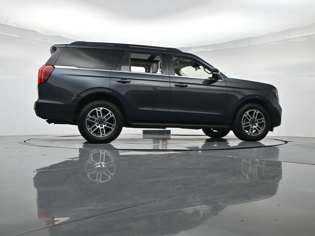 Certified 2025 Ford Expedition Active AWD/4WD image 36
