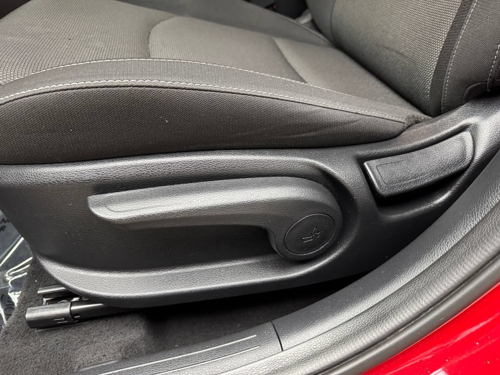 Used 2023 Kia Forte LXS w/ LXS Technology Package FWD image 11