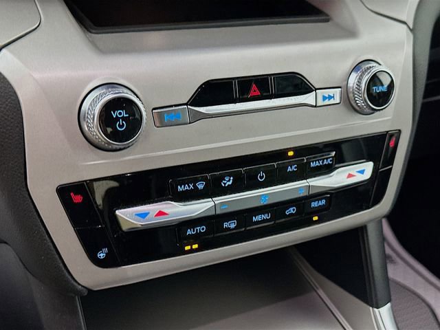 Certified 2023 Ford Explorer XLT w/ Equipment Group 202A image 24