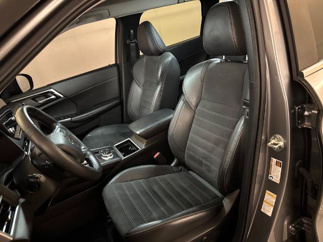 Used 2022 Mitsubishi Outlander SE FWD image 16