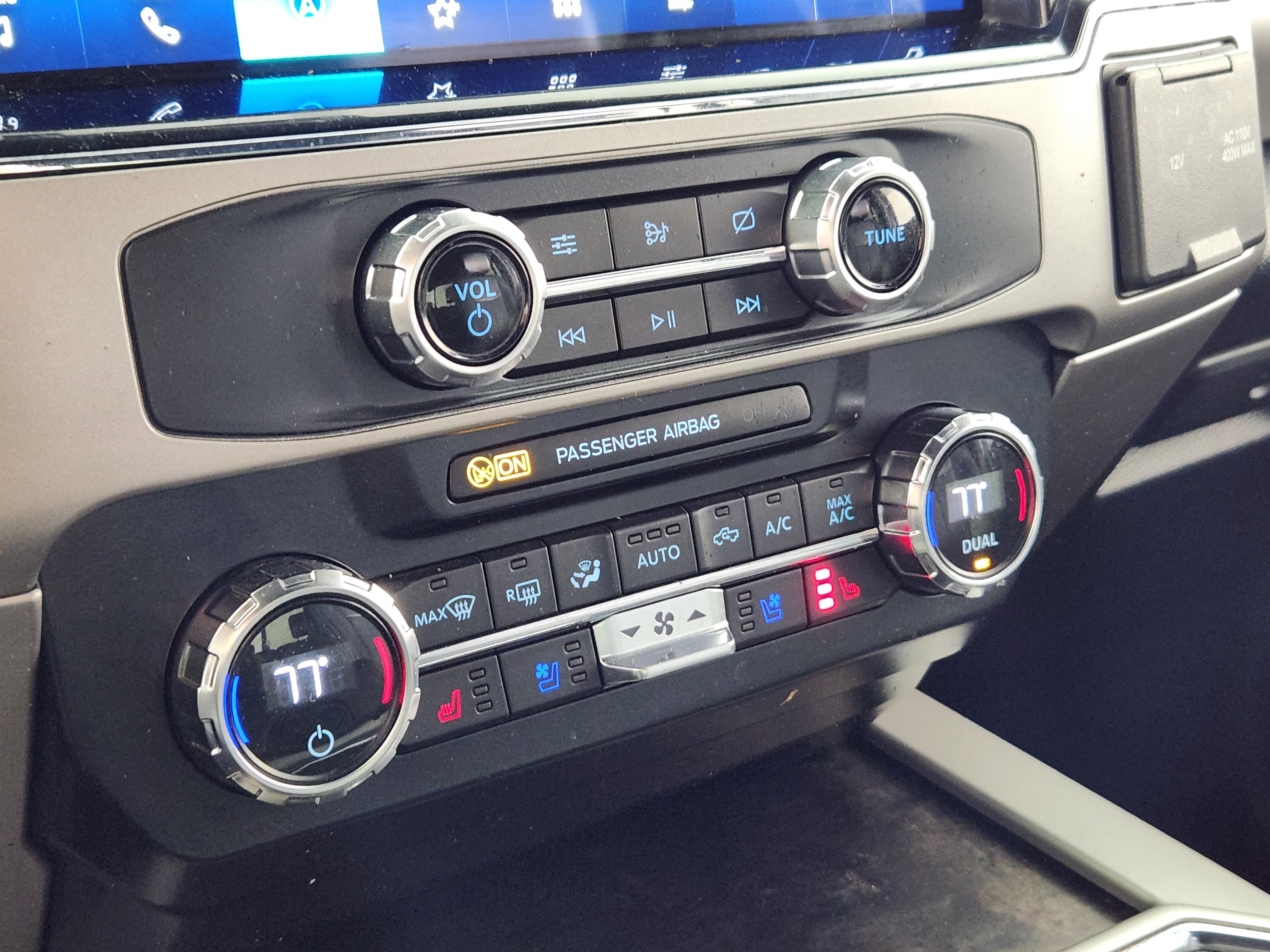 Certified 2022 Ford F350 Lariat image 24