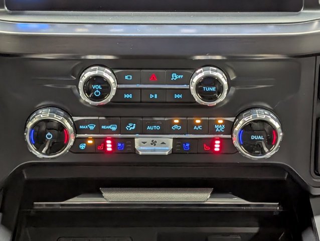 Certified 2025 Ford F350 Lariat w/ Lariat Ultimate Package AWD/4WD image 6