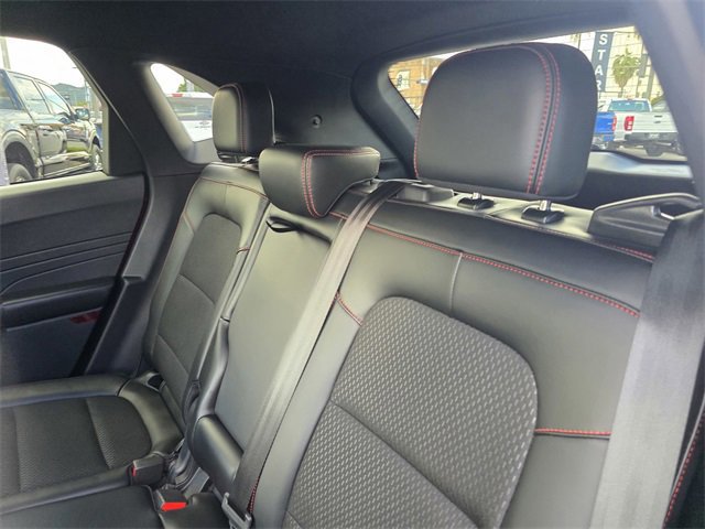 Certified 2025 Ford Escape ST-Line image 10