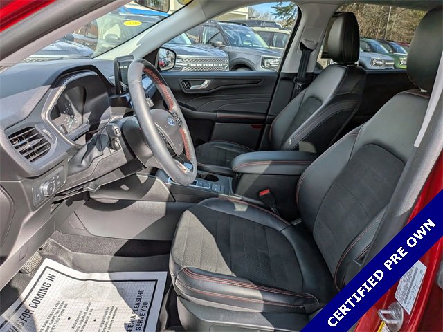 Certified 2022 Ford Escape SEL w/ SEL Stealth AWD Package image 15