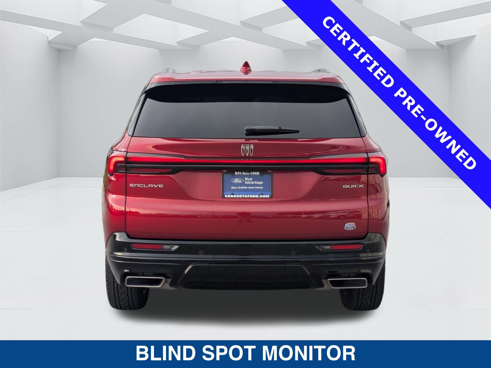 Used 2025 Buick Enclave Sport Touring w/ Power Package FWD image 6