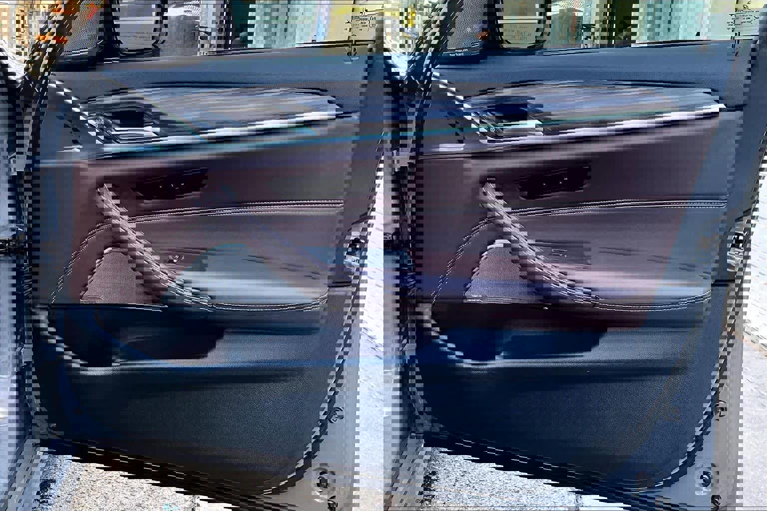 Used 2021 BMW 540i w/ M Sport Package image 23