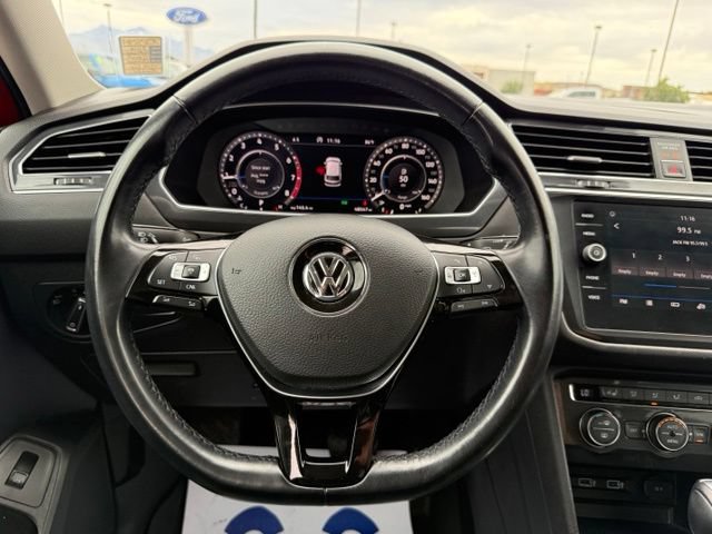 Used 2018 Volkswagen Tiguan SEL Premium FWD image 17