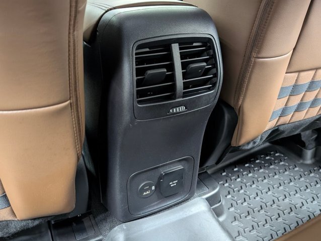 Certified 2024 Ford Bronco Sport Outer Banks w/ Tech Package AWD/4WD image 18