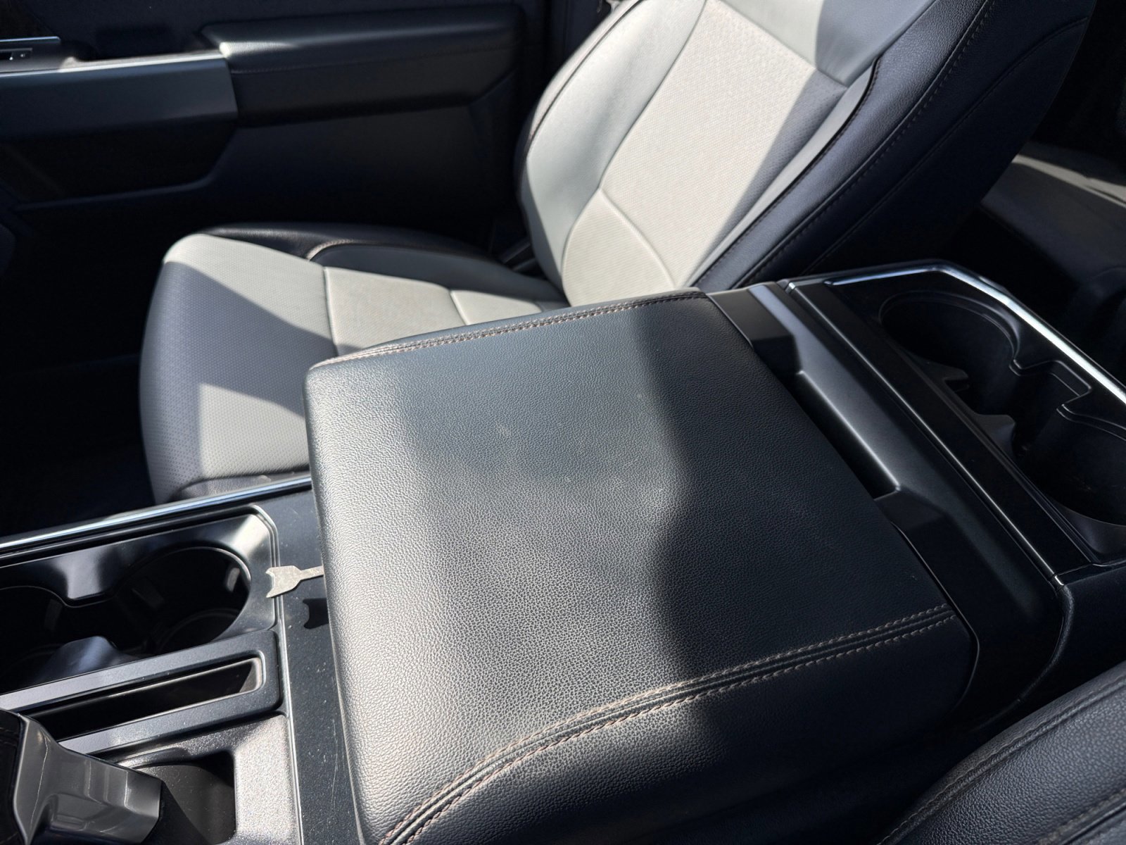 Certified 2022 Ford F150 Lightning Lariat image 14