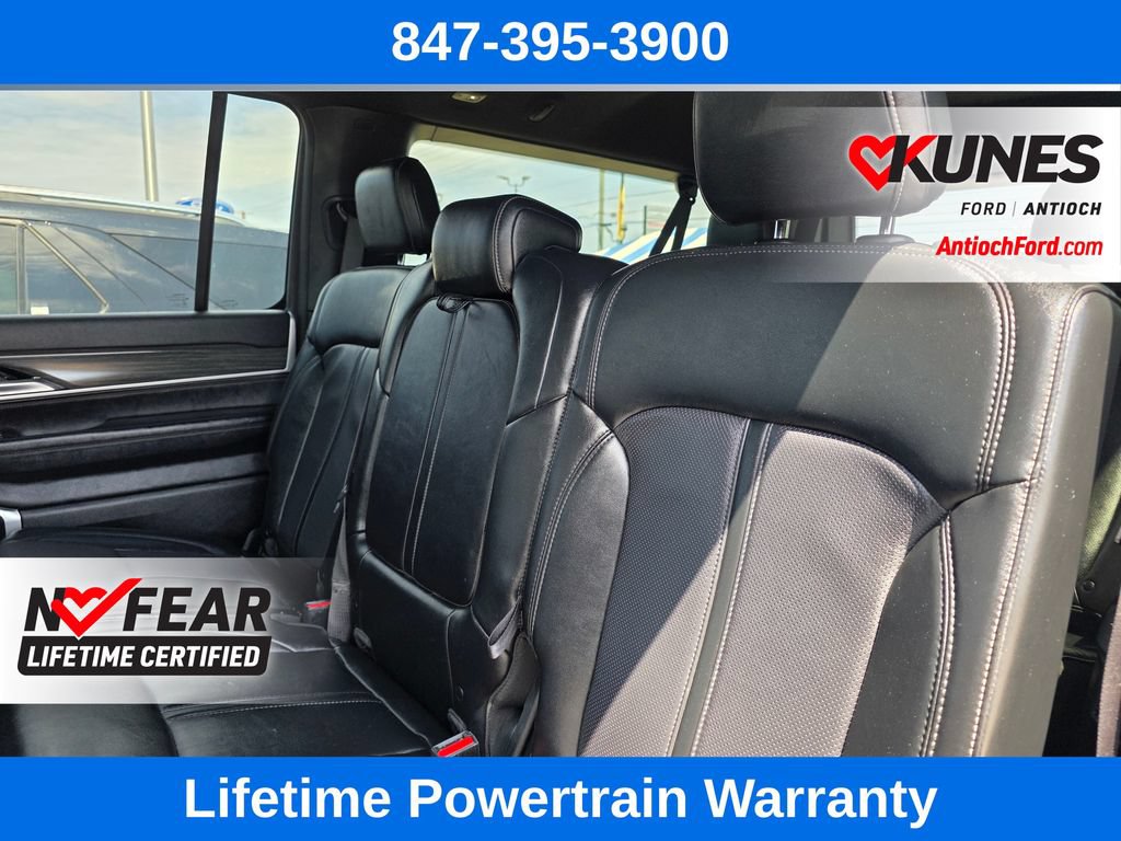 Used 2024 Jeep Wagoneer L Series II w/ Flexible Seating Group AWD/4WD image 25