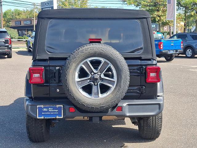 Used 2019 Jeep Wrangler Unlimited Sahara image 3