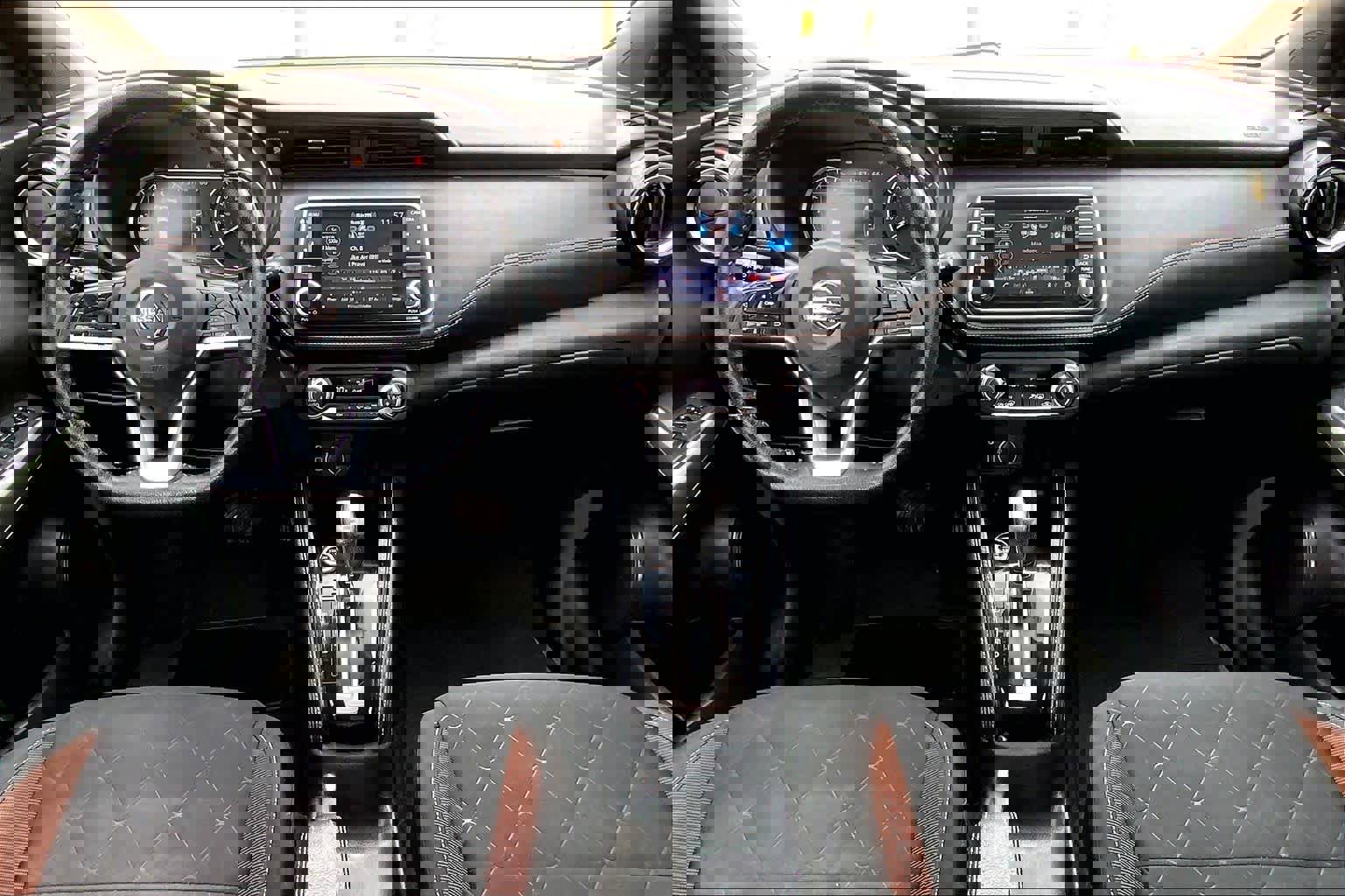 Used 2020 Nissan Kicks SR image 16