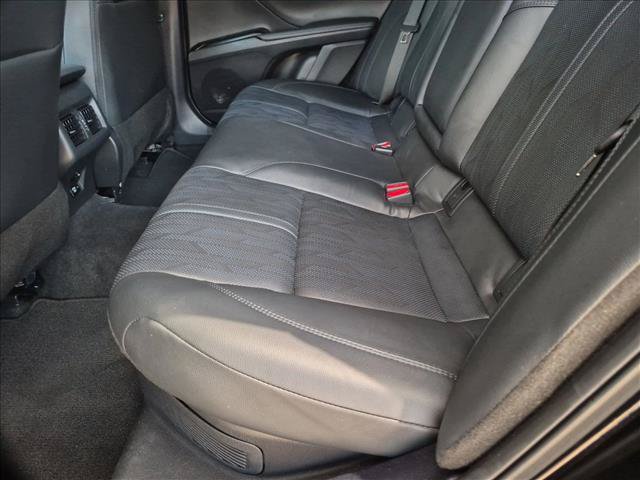 Used 2025 Toyota Camry XSE FWD image 18