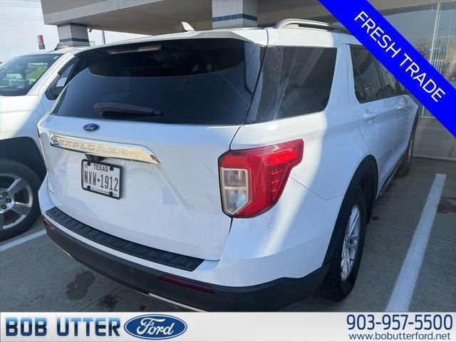 Certified 2021 Ford Explorer XLT w/ Equipment Group 202A image 3