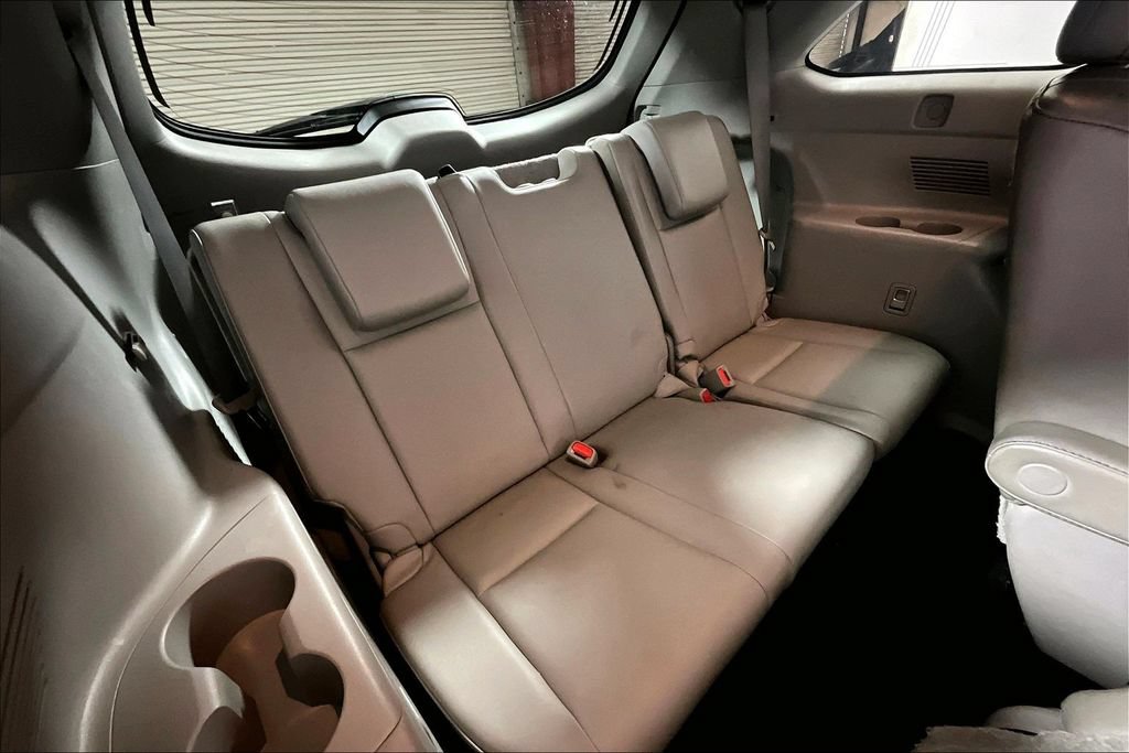 Used 2019 Toyota Highlander XLE FWD image 23
