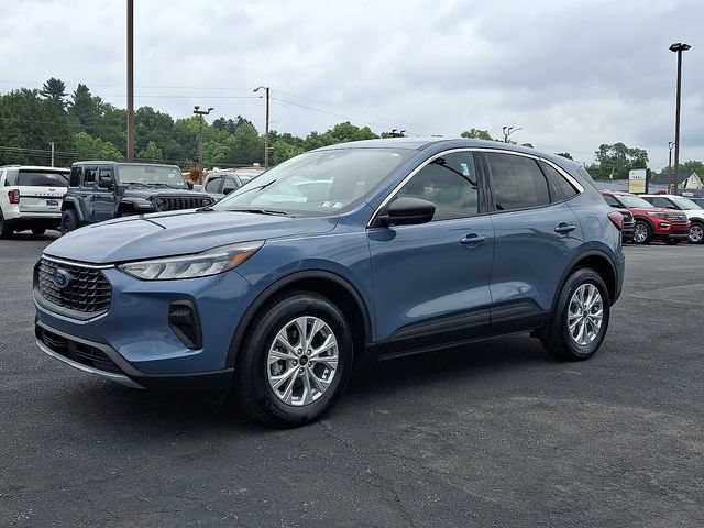 Certified 2024 Ford Escape Active AWD/4WD image 3