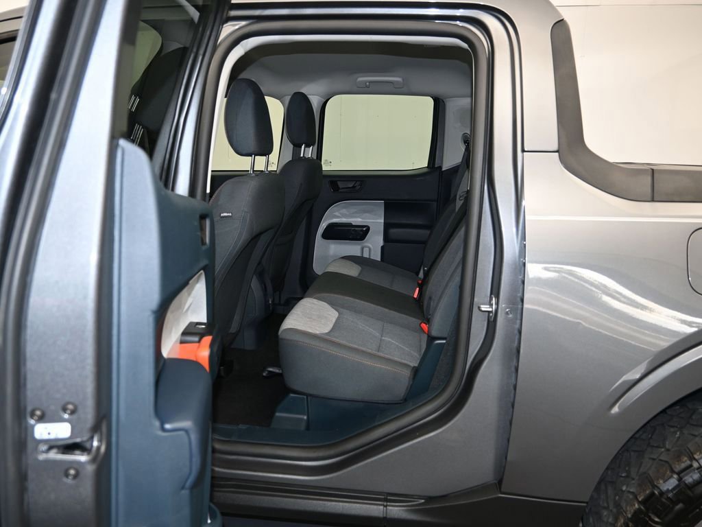 Certified 2023 Ford Maverick XLT image 39