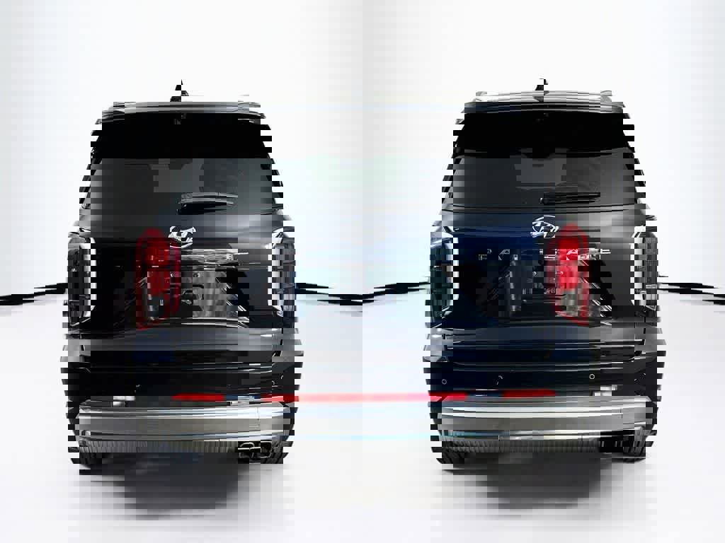 Used 2024 Hyundai Palisade Calligraphy FWD image 5