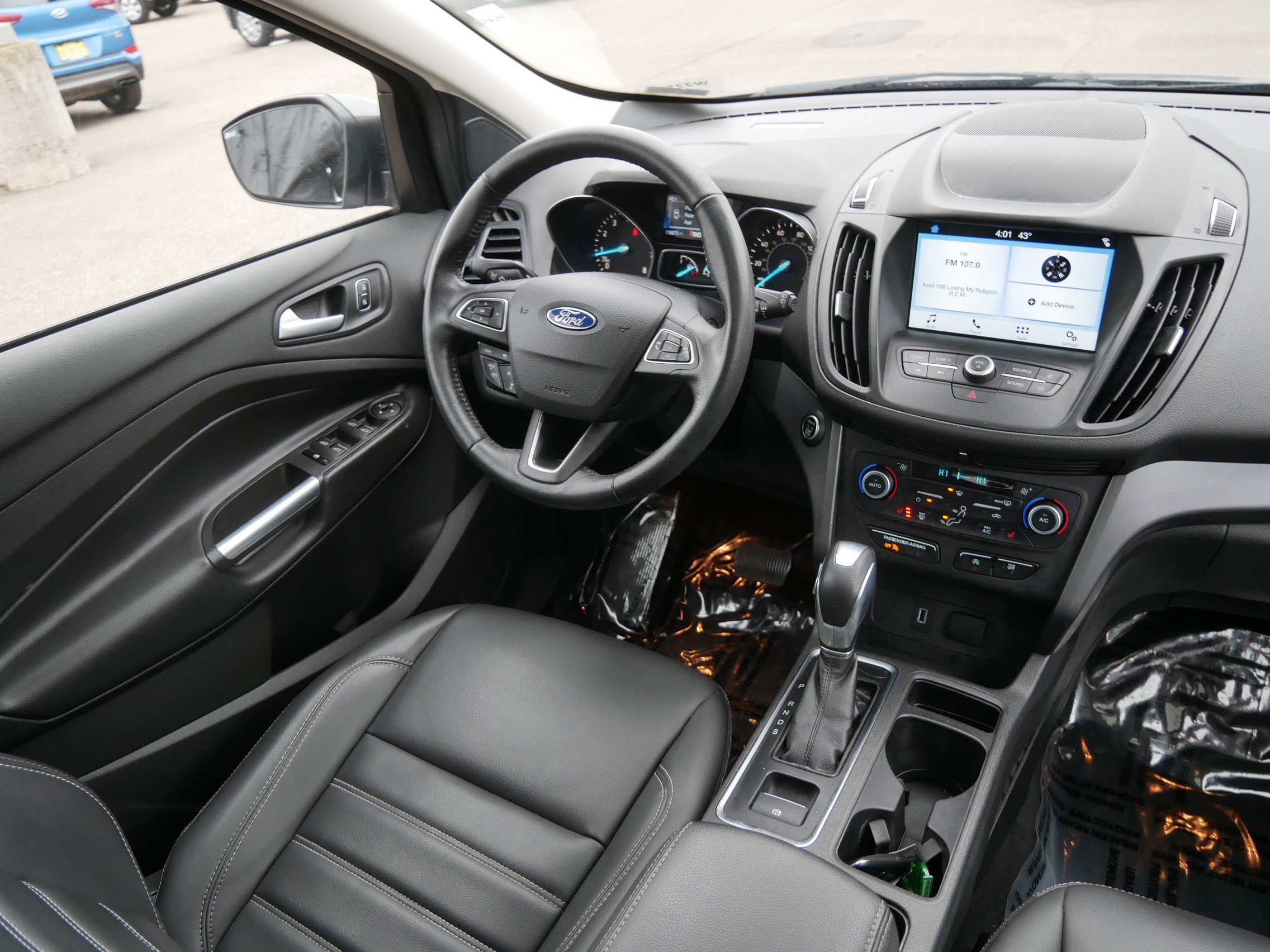 Certified 2019 Ford Escape SEL image 9