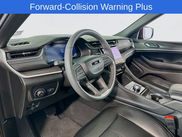 Used 2025 Jeep Grand Cherokee L Limited AWD/4WD image 11
