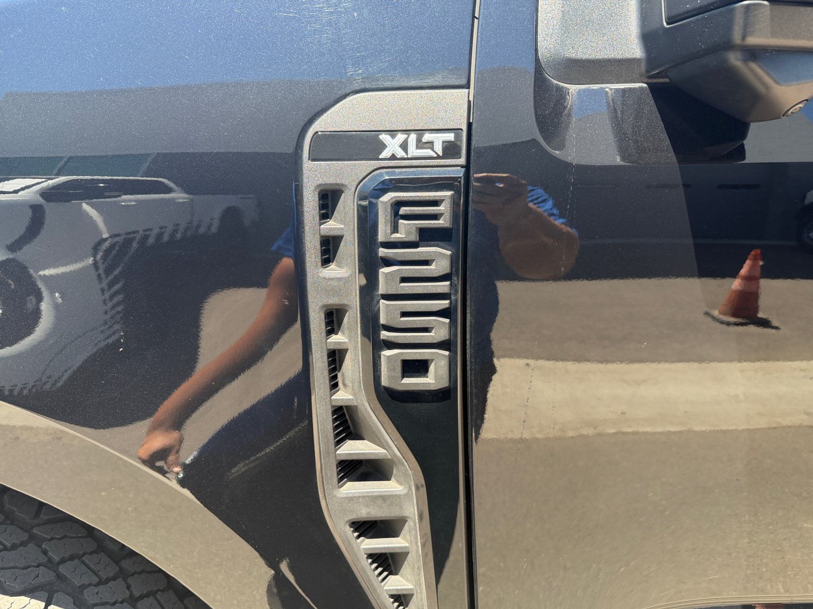 Certified 2024 Ford F250 XLT w/ Black Appearance Package AWD/4WD image 12