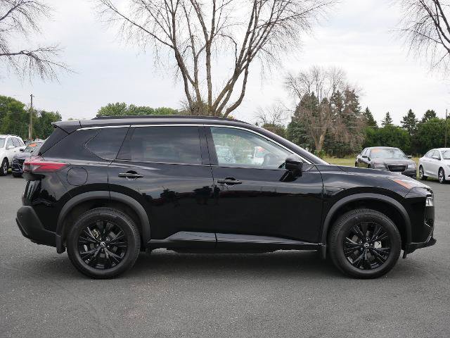 Used 2023 Nissan Rogue SV w/ SV Premium Package AWD/4WD image 6