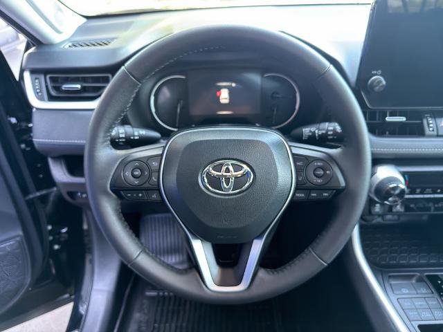 Used 2025 Toyota RAV4 XLE Premium w/ Weather Package AWD/4WD image 20
