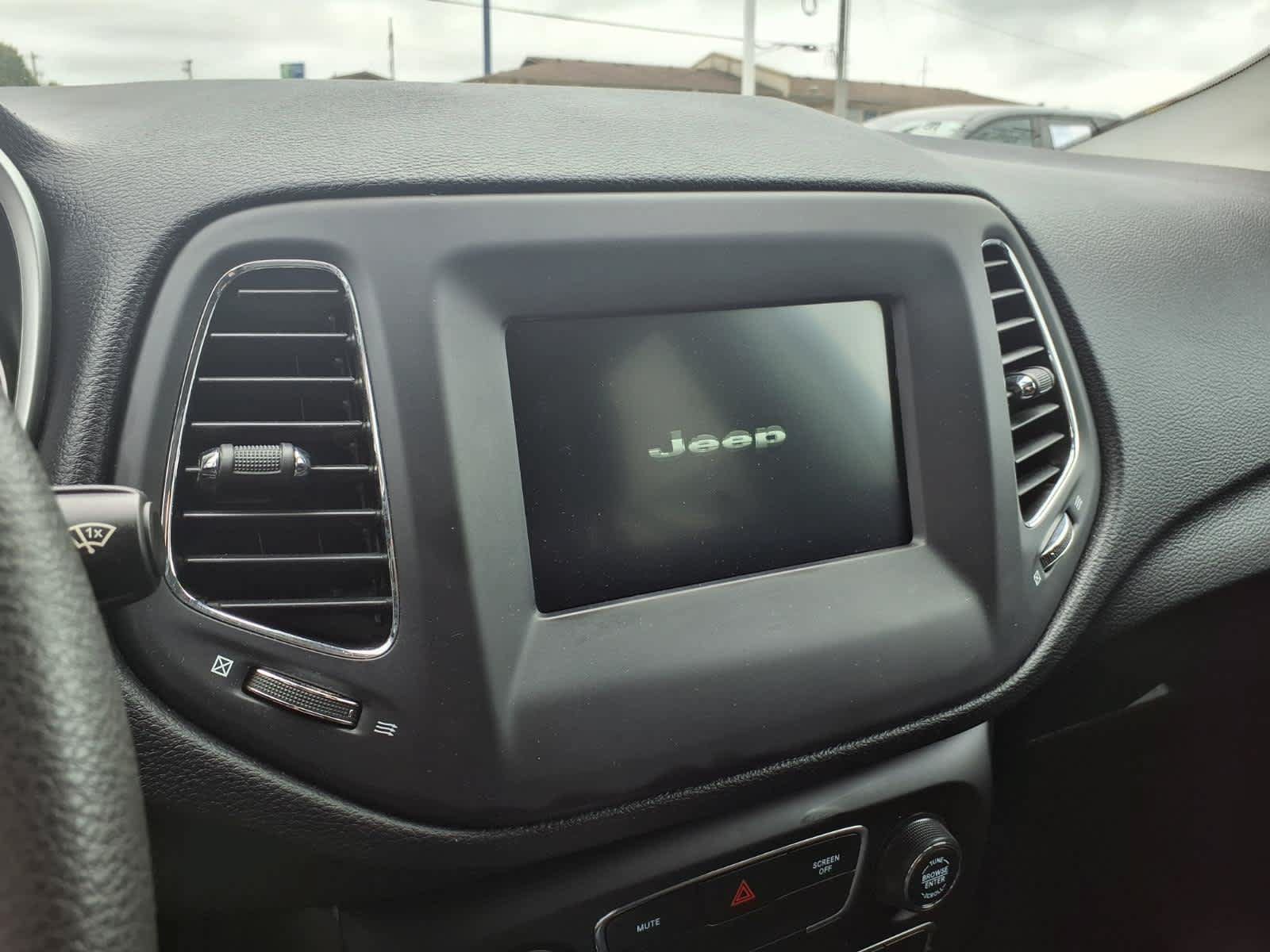 Used 2020 Jeep Compass Sport AWD/4WD image 14