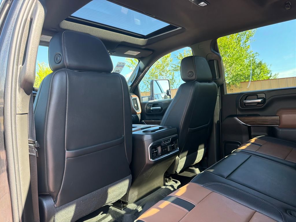 Used 2022 Chevrolet Silverado 2500 High Country w/ Technology Package AWD/4WD image 25