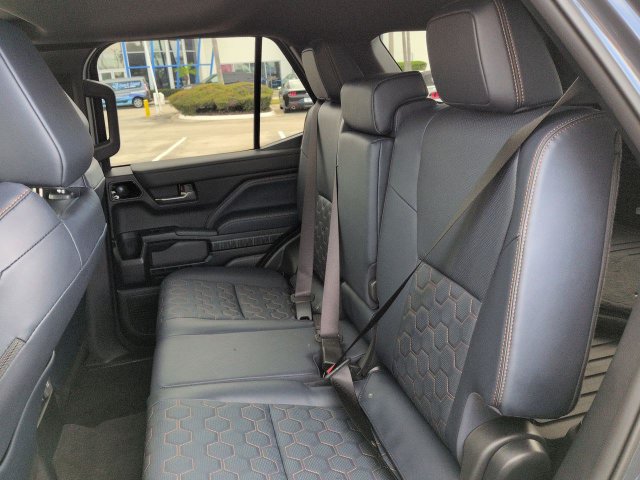 Used 2026 Toyota 4Runner Platinum AWD/4WD image 14