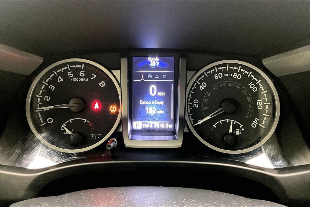 Used 2022 Toyota Tacoma SR5 image 21