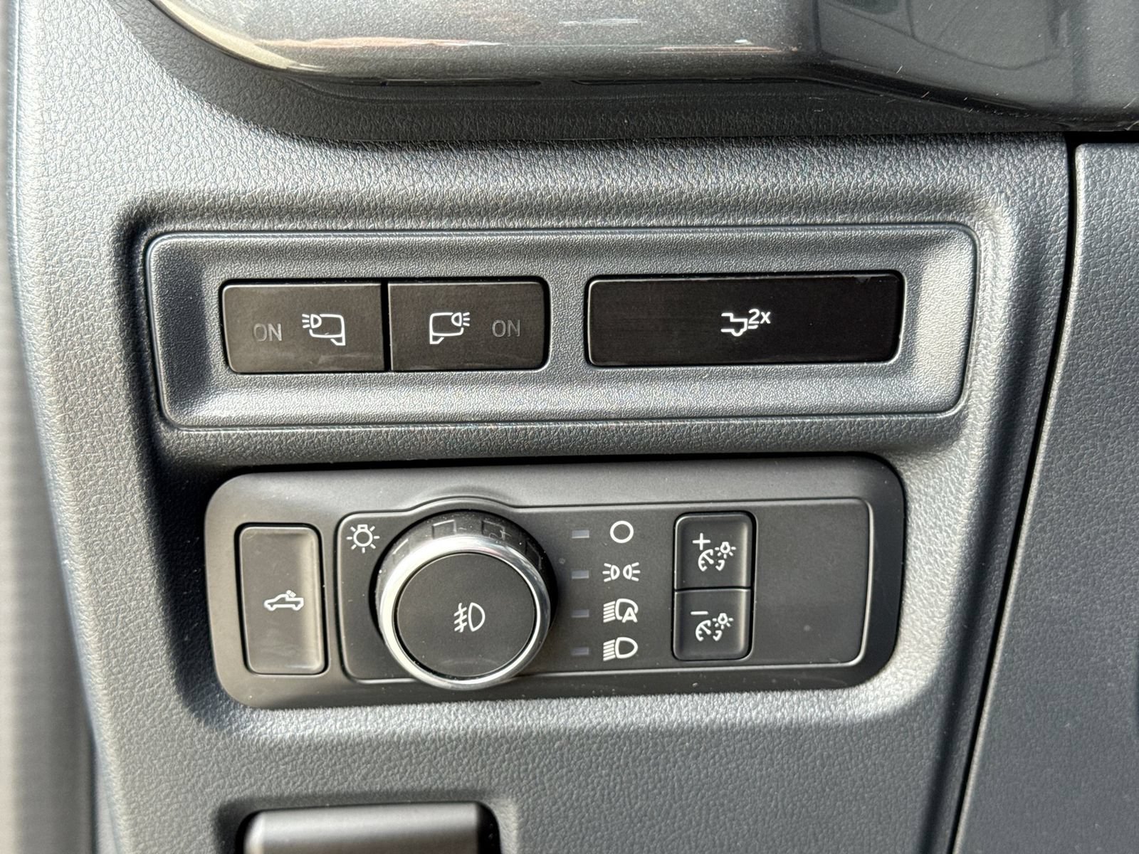 Certified 2022 Ford F150 XLT w/ Equipment Group 302A High AWD/4WD image 33