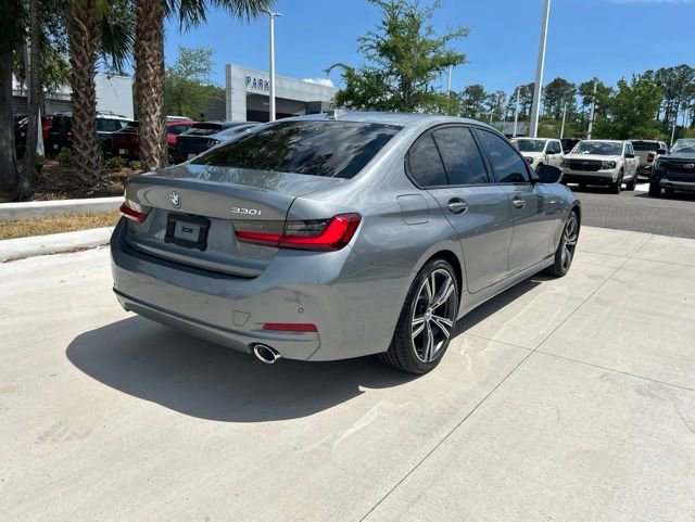 Used 2023 BMW 330i Sedan RWD image 4