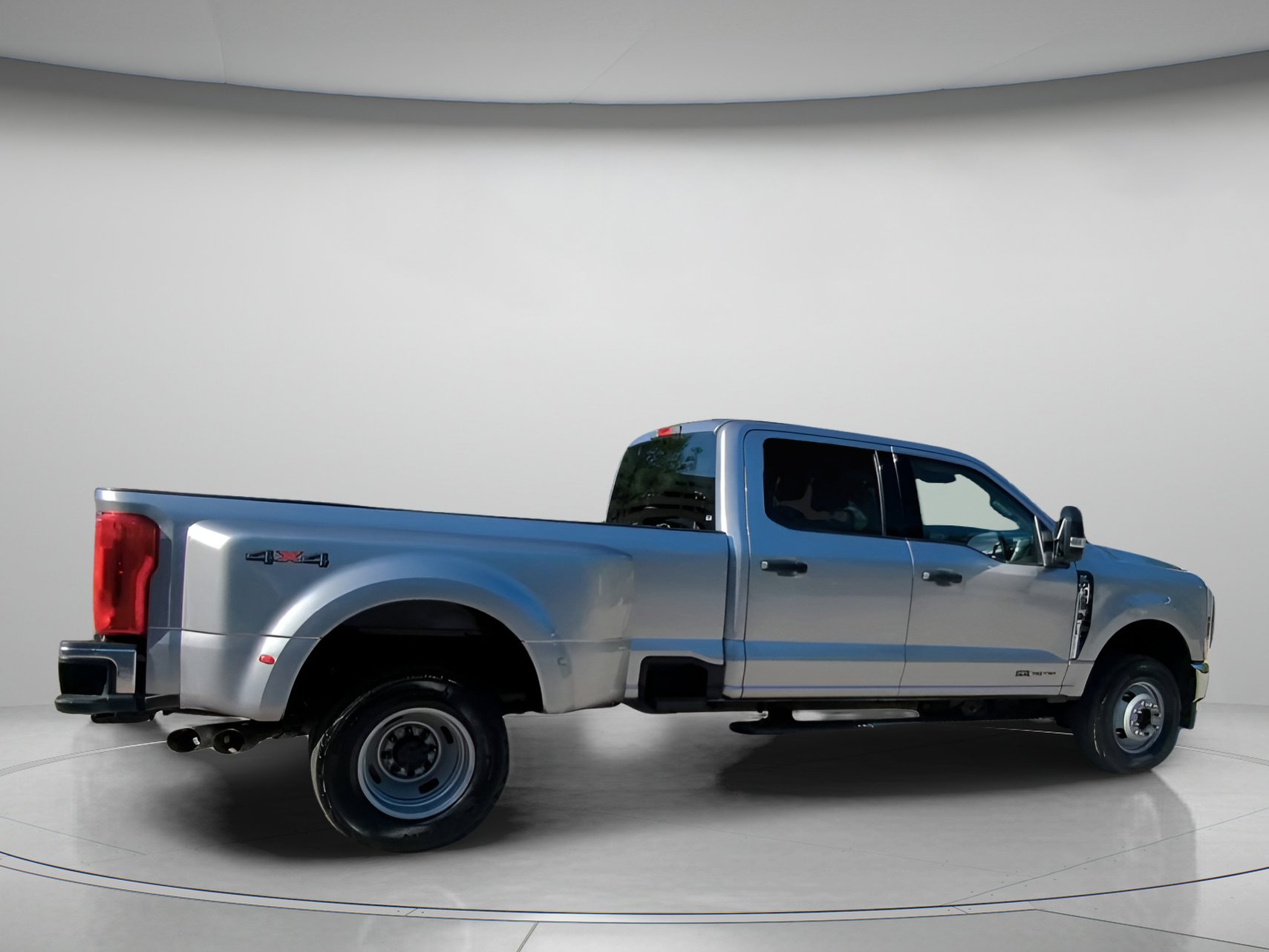 Certified 2024 Ford F350 XLT AWD/4WD image 30