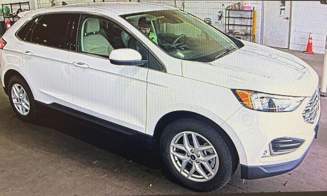 Certified 2022 Ford Edge SEL w/ Convenience Package image 2