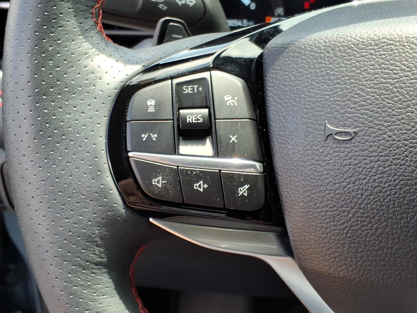 Certified 2025 Ford Explorer ST AWD/4WD image 26