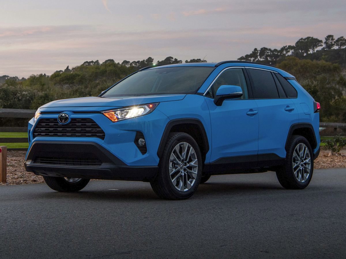 Used 2021 Toyota RAV4 LE