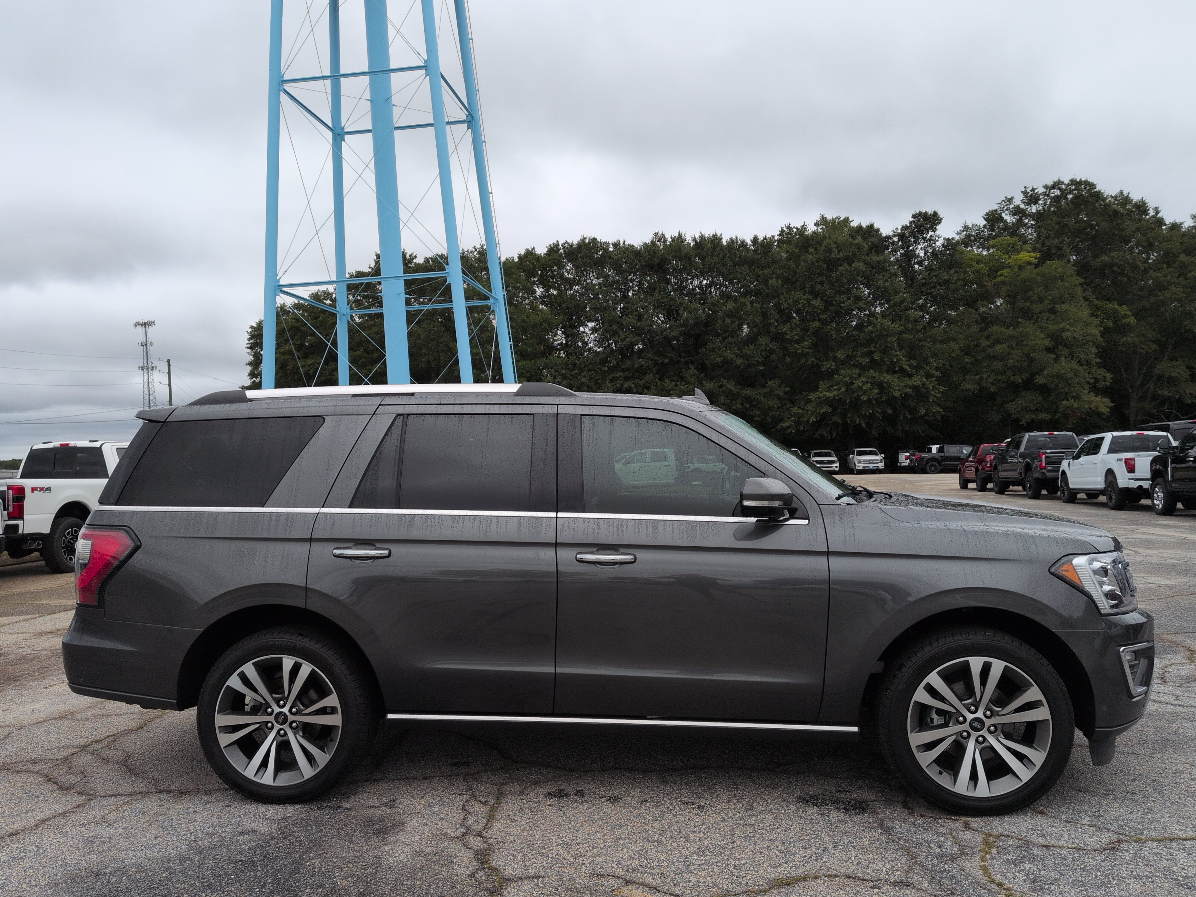Certified 2021 Ford Expedition Limited RWD image 2