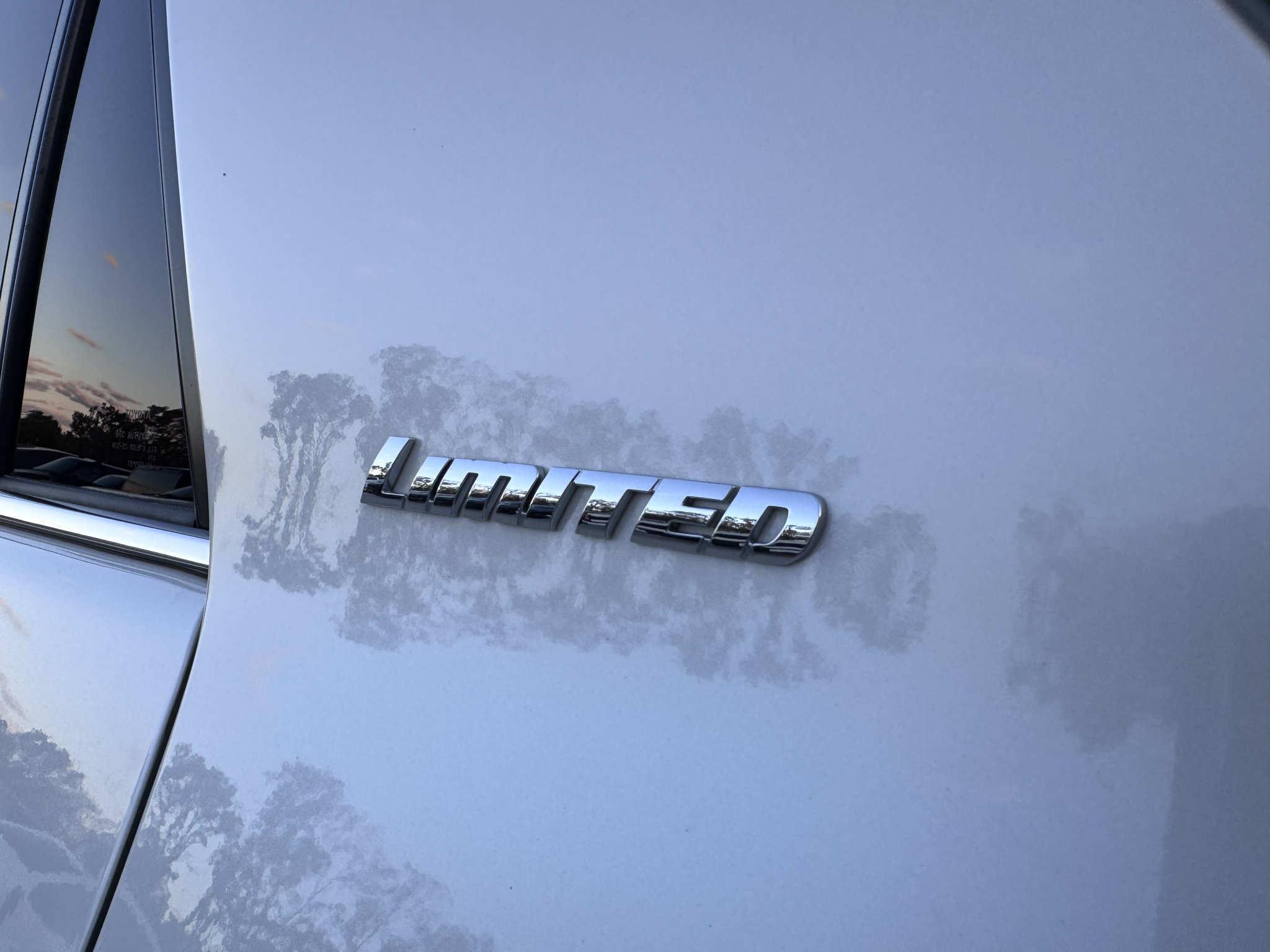 Used 2023 Toyota 4Runner Limited AWD/4WD image 28