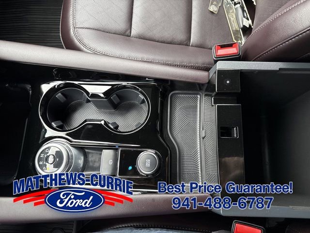 Certified 2025 Ford Explorer Platinum RWD image 22