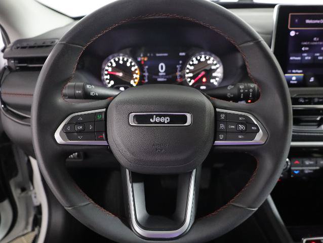 Used 2022 Jeep Compass Trailhawk AWD/4WD image 17