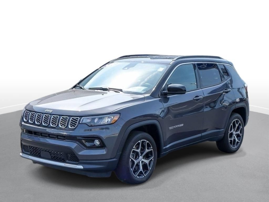 Used 2024 Jeep Compass Limited AWD/4WD image 3
