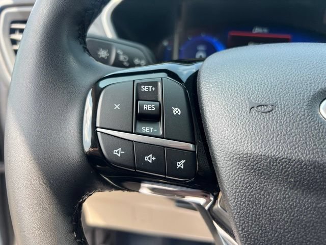 Certified 2022 Ford Escape SEL w/ Technology Package FWD image 9