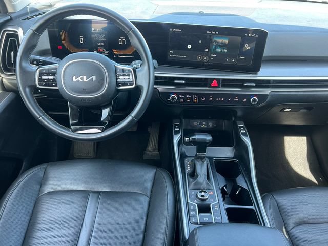Used 2024 Kia Sorento S w/ Panoramic Sunroof Package AWD/4WD image 2