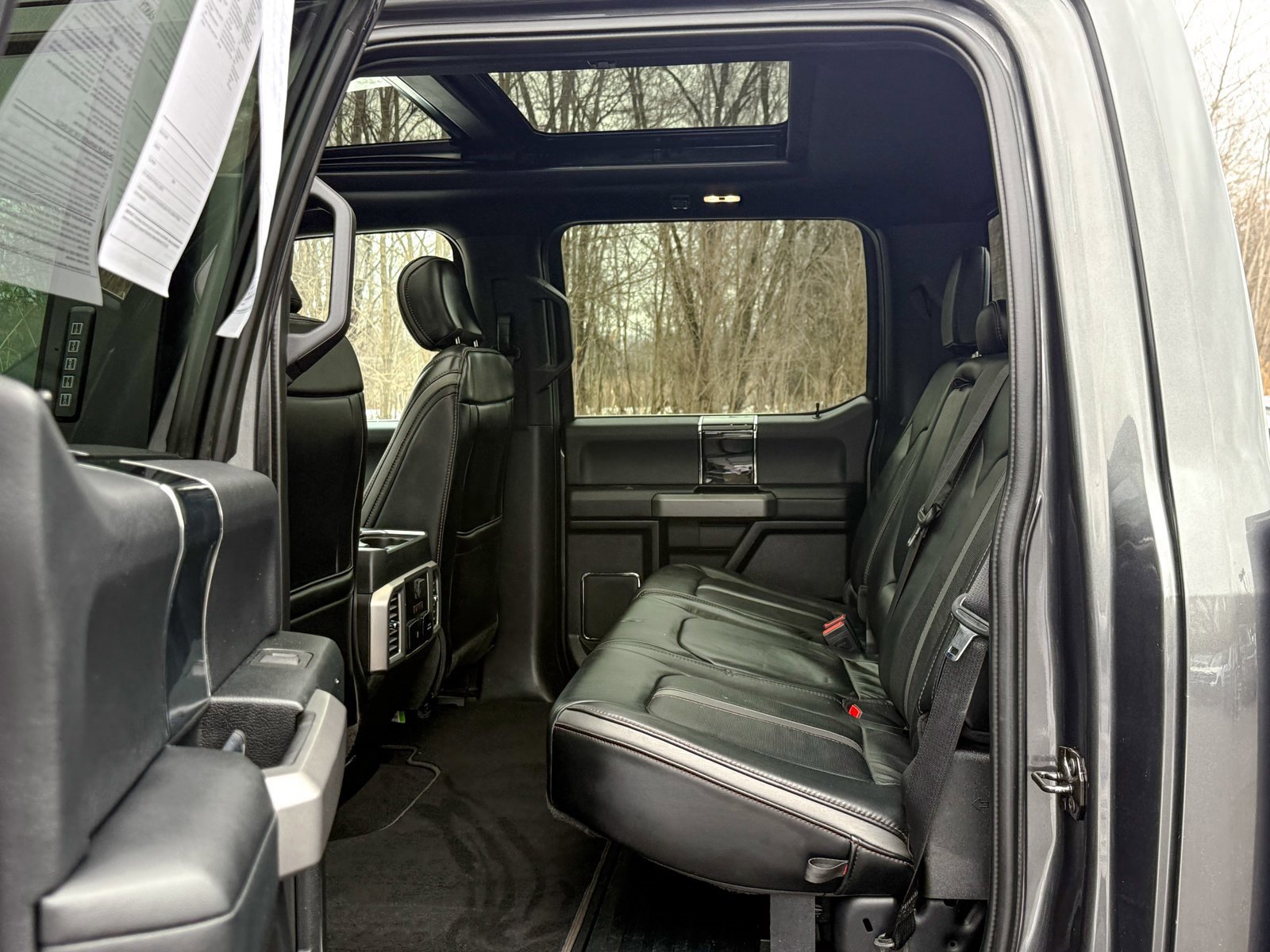 Certified 2020 Ford F250 Platinum w/ FX4 Off-Road Package image 15