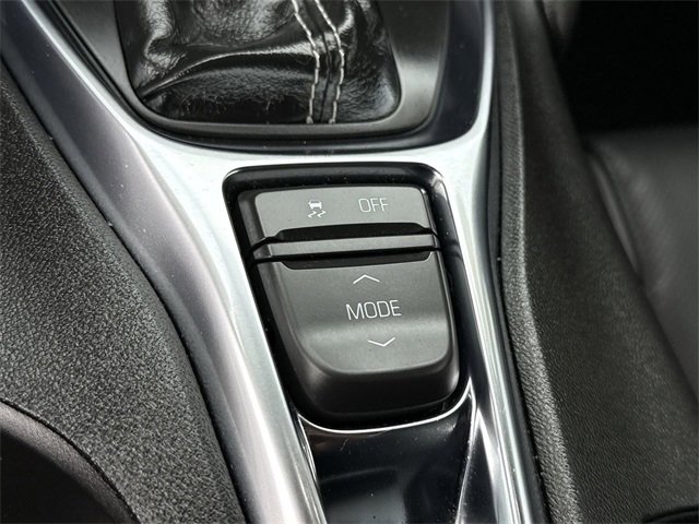 Used 2022 Chevrolet Camaro LT w/ RS Package image 33